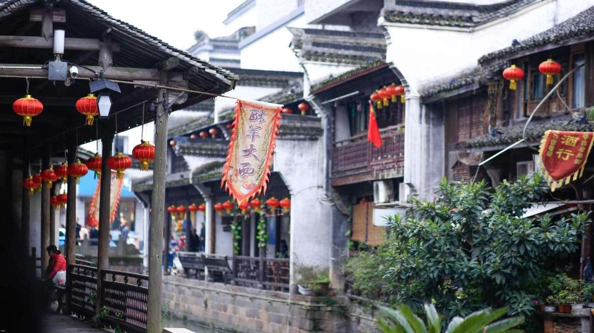 演技烂得像混子,《三大队》一群神仙里混进一个关系户,真招人嫌