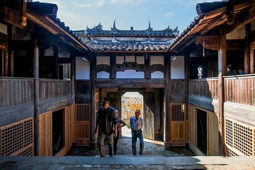 《钝感力》：在人际关系方面，最为重要的就是钝感力